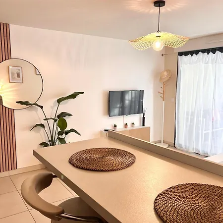 アパート Neuf - Portes De - Confort - Wifi - Clim モンテ・カルロ