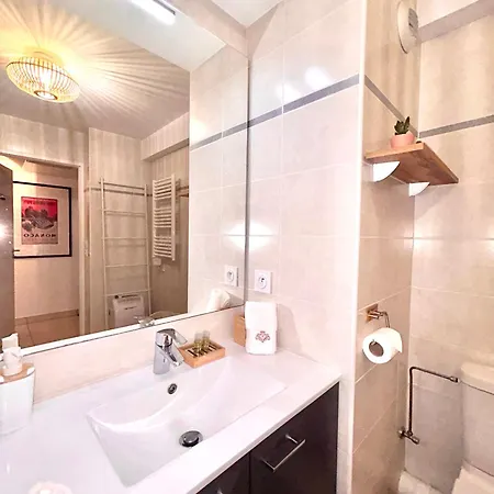 アパート Neuf - Portes De - Confort - Wifi - Clim モンテ・カルロ